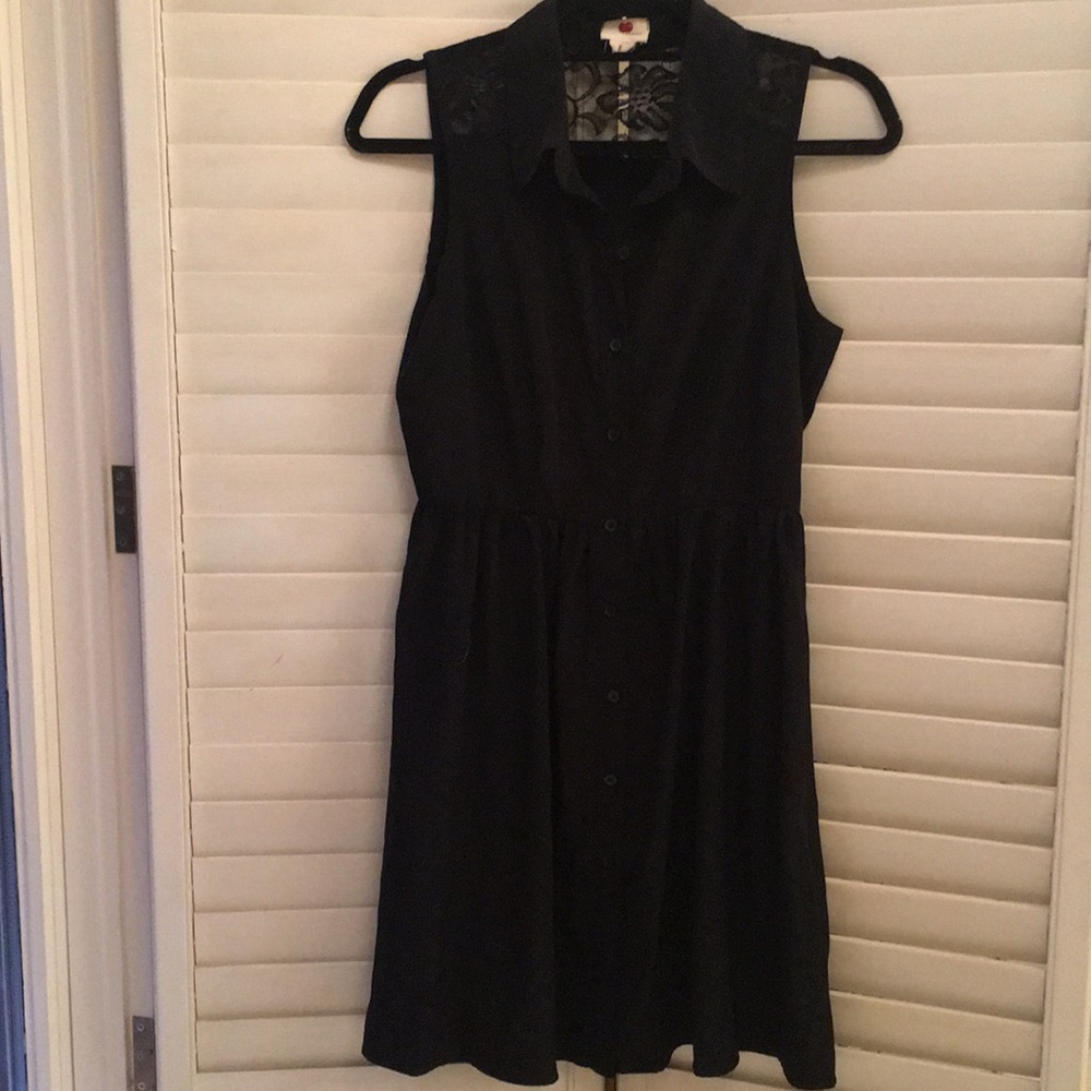Black causal dress